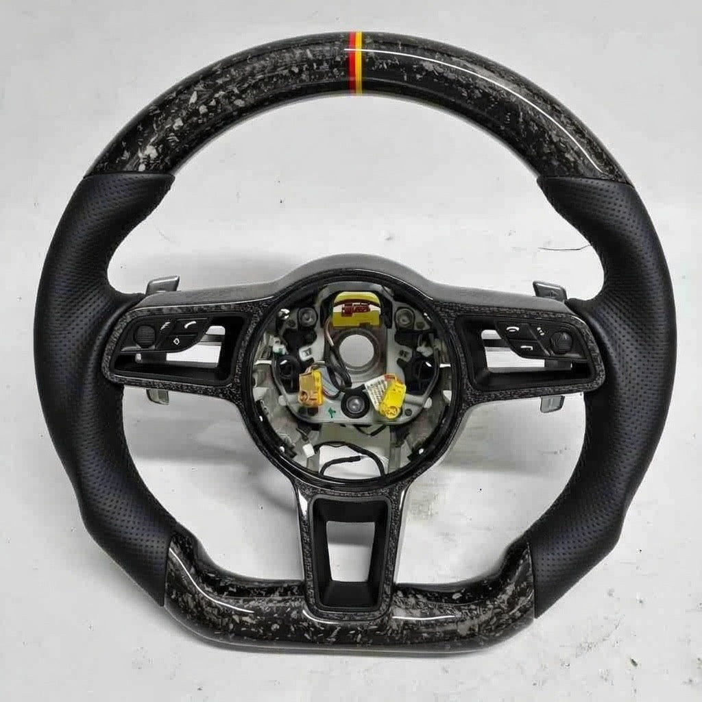 Volant porsche personnalisé - 13/03