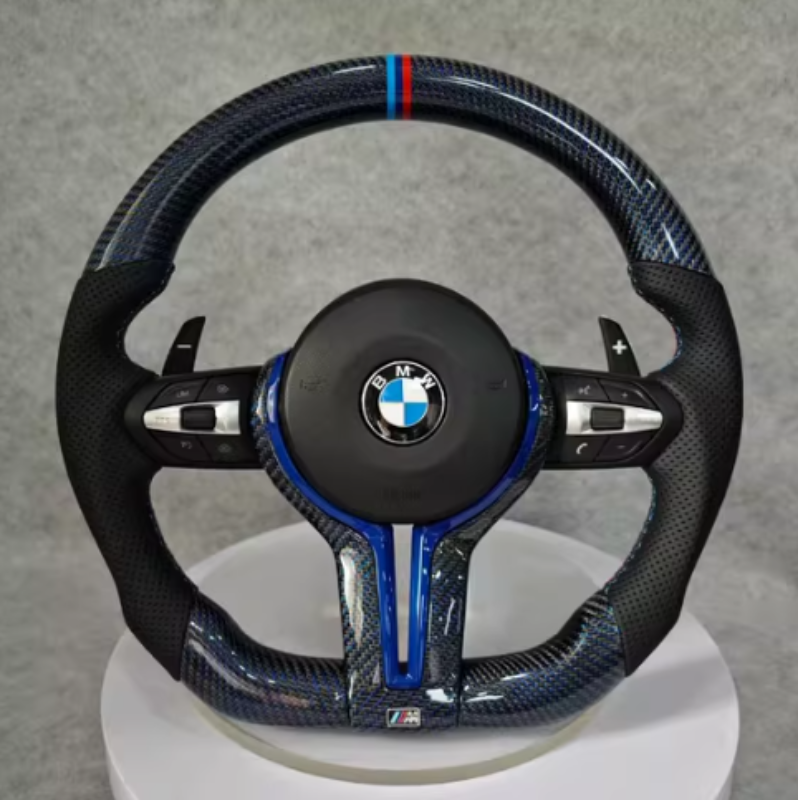 Volant personnalisé BMW Kuntz Fabrice main image 1
